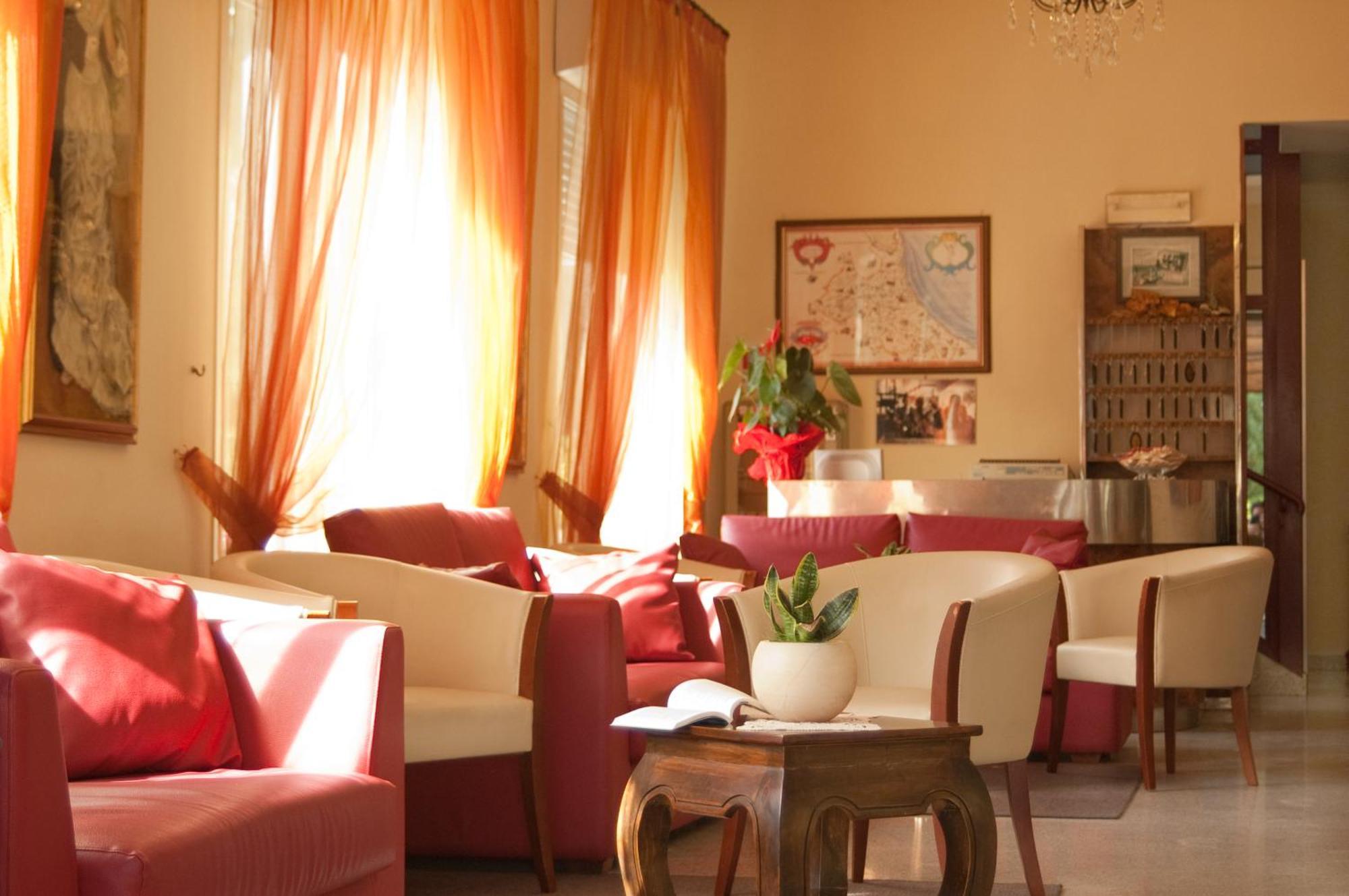 Hotel Olimpia 벨레지아아지마리나 외부 사진